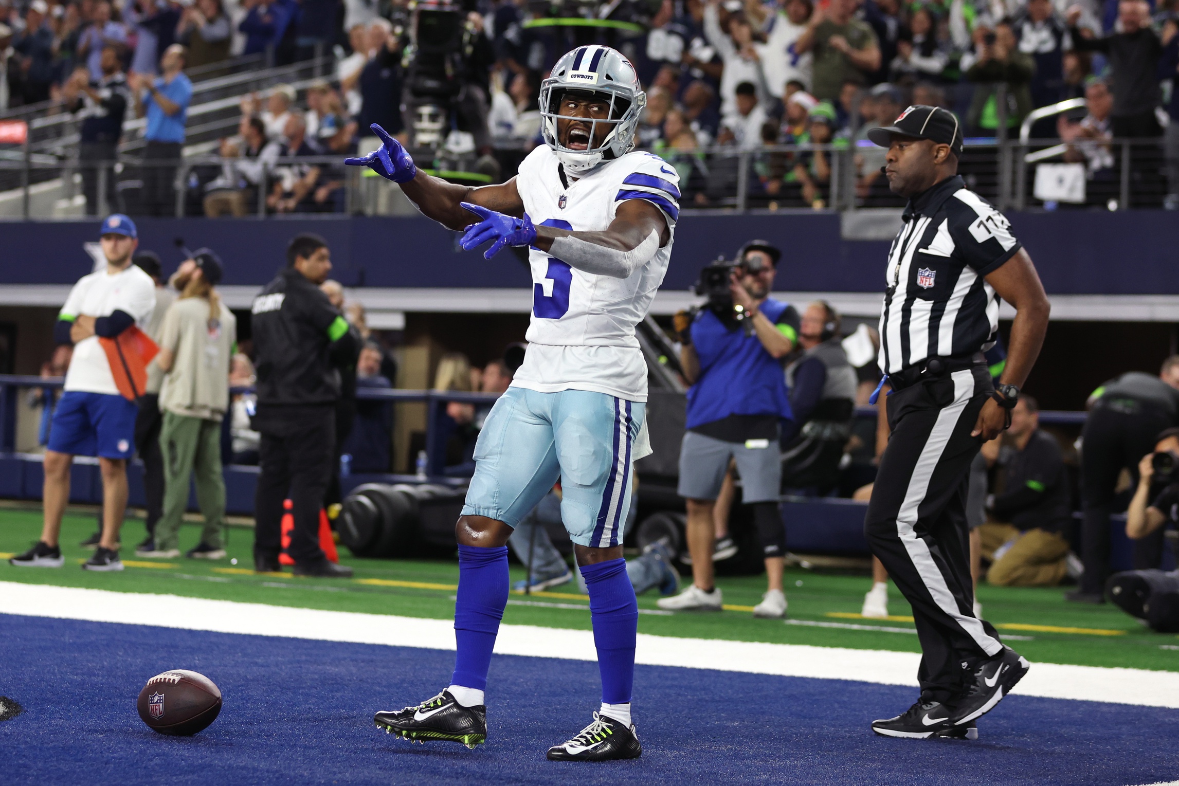 Nov 30, 2023; Arlington, Texas, USA; Dallas Cowboys wide receiver Brandin Cooks (3) celebrates after a two-point conversion catch during the second half against the Seattle Seahawks at AT&T Stadium.